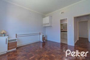 Casa à venda com 134m², 2 dormitórios, 2 suítes, 2 vagas, no bairro Vila Assunção em Porto Alegre