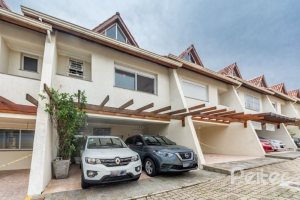 Casa em Condomínio à venda com 126m², 3 dormitórios, 1 suíte, 2 vagas, no bairro Tristeza em Porto Alegre