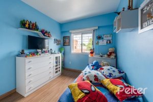 Casa em Condomínio à venda com 126m², 3 dormitórios, 1 suíte, 2 vagas, no bairro Tristeza em Porto Alegre