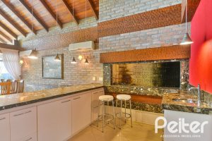 Casa em Condomínio à venda com 358m², 3 dormitórios, 3 suítes, 4 vagas, no bairro Terra Ville em PORTO ALEGRE