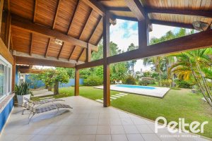 Casa em Condomínio à venda com 358m², 3 dormitórios, 3 suítes, 4 vagas, no bairro Terra Ville em PORTO ALEGRE