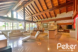 Casa em Condomínio à venda com 358m², 3 dormitórios, 3 suítes, 4 vagas, no bairro Terra Ville em PORTO ALEGRE