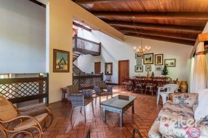 Casa em Condomínio à venda com 654m², 5 dormitórios, 5 suítes, 4 vagas, no bairro Cavalhada em PORTO ALEGRE