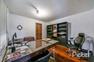 Casa em Condomínio à venda com 654m², 5 dormitórios, 5 suítes, 4 vagas, no bairro Cavalhada em PORTO ALEGRE