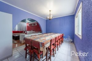 Casa à venda com 143m², 3 dormitórios, 2 suítes, 1 vaga, no bairro Ipanema em Porto Alegre