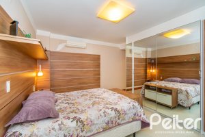 Apartamento à venda com 133m², 3 dormitórios, 1 suíte, 3 vagas, no bairro Tristeza em PORTO ALEGRE