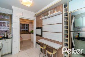 Apartamento à venda com 133m², 3 dormitórios, 1 suíte, 3 vagas, no bairro Tristeza em PORTO ALEGRE