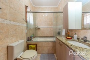 Casa em Condomínio à venda com 186m², 3 dormitórios, 1 suíte, 2 vagas, no bairro Ipanema em Porto Alegre