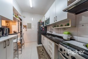 Casa em Condomínio à venda com 186m², 3 dormitórios, 1 suíte, 2 vagas, no bairro Ipanema em Porto Alegre