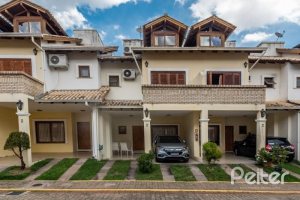 Casa em Condomínio à venda com 186m², 3 dormitórios, 1 suíte, 2 vagas, no bairro Ipanema em Porto Alegre