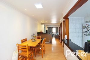 Casa à venda com 150m², 3 dormitórios, 1 suíte, 2 vagas, no bairro Ipanema em Porto Alegre