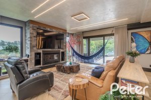 Casa em Condomínio à venda com 359m², 4 dormitórios, 4 suítes, 4 vagas, no bairro Alphaville em PORTO ALEGRE