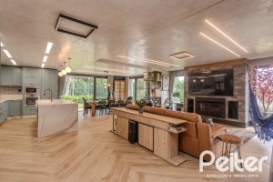 Casa em Condomínio à venda com 359m², 4 dormitórios, 4 suítes, 4 vagas, no bairro Alphaville em PORTO ALEGRE