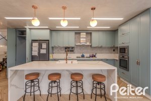 Casa em Condomínio à venda com 359m², 4 dormitórios, 4 suítes, 4 vagas, no bairro Alphaville em PORTO ALEGRE