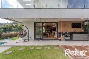 Casa em Condomínio à venda com 359m², 4 dormitórios, 4 suítes, 4 vagas, no bairro Alphaville em PORTO ALEGRE