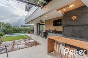 Casa em Condomínio à venda com 359m², 4 dormitórios, 4 suítes, 4 vagas, no bairro Alphaville em PORTO ALEGRE