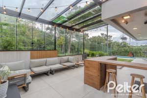 Casa em Condomínio à venda com 359m², 4 dormitórios, 4 suítes, 4 vagas, no bairro Alphaville em PORTO ALEGRE