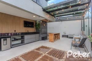 Casa em Condomínio à venda com 359m², 4 dormitórios, 4 suítes, 4 vagas, no bairro Alphaville em PORTO ALEGRE