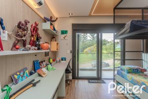 Casa em Condomínio à venda com 359m², 4 dormitórios, 4 suítes, 4 vagas, no bairro Alphaville em PORTO ALEGRE