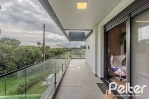 Casa em Condomínio à venda com 359m², 4 dormitórios, 4 suítes, 4 vagas, no bairro Alphaville em PORTO ALEGRE