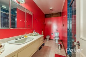 Apartamento à venda com 320m², 3 dormitórios, 1 suíte, 2 vagas, no bairro Menino Deus em Porto Alegre