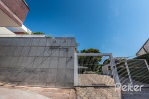 Apartamento à venda com 320m², 3 dormitórios, 1 suíte, 2 vagas, no bairro Menino Deus em Porto Alegre