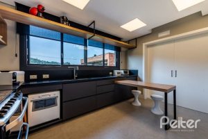 Casa em Condomínio à venda com 488m², 4 dormitórios, 4 suítes, 3 vagas, no bairro Alphaville em PORTO ALEGRE