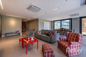 Casa em Condomínio à venda com 488m², 4 dormitórios, 4 suítes, 3 vagas, no bairro Alphaville em PORTO ALEGRE