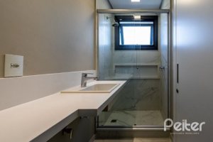 Casa em Condomínio à venda com 488m², 4 dormitórios, 4 suítes, 3 vagas, no bairro Alphaville em PORTO ALEGRE