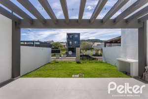 Casa em Condomínio à venda com 150m², 3 dormitórios, 3 suítes, 2 vagas, no bairro Hípica em PORTO ALEGRE