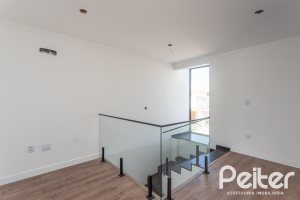 Casa em Condomínio à venda com 150m², 3 dormitórios, 3 suítes, 2 vagas, no bairro Hípica em PORTO ALEGRE