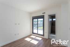 Casa em Condomínio à venda com 150m², 3 dormitórios, 3 suítes, 2 vagas, no bairro Hípica em PORTO ALEGRE