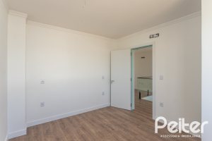 Casa em Condomínio à venda com 150m², 3 dormitórios, 3 suítes, 2 vagas, no bairro Hípica em PORTO ALEGRE