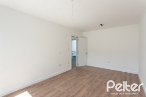 Casa em Condomínio à venda com 150m², 3 dormitórios, 3 suítes, 2 vagas, no bairro Hípica em PORTO ALEGRE