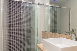 Apartamento à venda com 61m², 3 dormitórios, 1 suíte, 1 vaga, no bairro Ipanema em PORTO ALEGRE