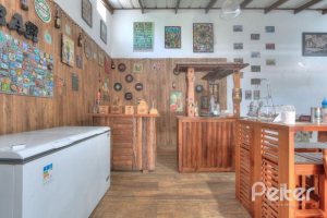 Casa à venda com 323m², 5 dormitórios, 3 suítes, 4 vagas, no bairro Tristeza em Porto Alegre