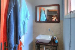 Casa à venda com 323m², 5 dormitórios, 3 suítes, 4 vagas, no bairro Tristeza em Porto Alegre