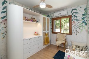 Casa à venda com 208m², 3 dormitórios, 3 suítes, 2 vagas, no bairro Vila Conceição em Porto Alegre