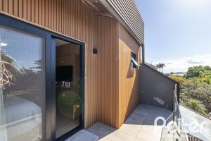 Casa à venda com 208m², 3 dormitórios, 3 suítes, 2 vagas, no bairro Vila Conceição em Porto Alegre