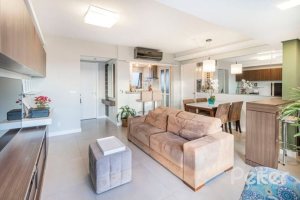 Apartamento à venda com 88m², 3 dormitórios, 1 suíte, 2 vagas, no bairro Tristeza em PORTO ALEGRE