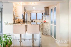 Apartamento à venda com 88m², 3 dormitórios, 1 suíte, 2 vagas, no bairro Tristeza em PORTO ALEGRE