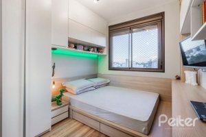 Apartamento à venda com 88m², 3 dormitórios, 1 suíte, 2 vagas, no bairro Tristeza em PORTO ALEGRE