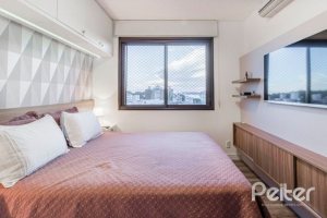 Apartamento à venda com 88m², 3 dormitórios, 1 suíte, 2 vagas, no bairro Tristeza em PORTO ALEGRE