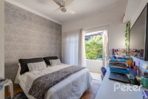 Casa à venda com 215m², 3 dormitórios, 1 suíte, 2 vagas, no bairro Sétimo Céu em Porto Alegre