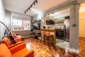 Apartamento à venda com 59m², 2 dormitórios, no bairro Tristeza em Porto Alegre