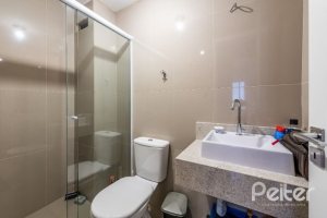Apartamento à venda com 59m², 2 dormitórios, no bairro Tristeza em Porto Alegre