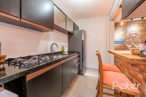 Apartamento à venda com 59m², 2 dormitórios, no bairro Tristeza em Porto Alegre