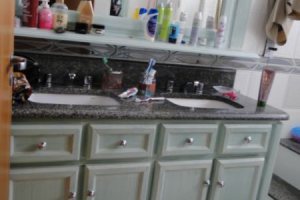 Casa à venda com 333m², 3 dormitórios, 1 suíte, 3 vagas, no bairro Ipanema em Porto Alegre