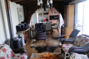 Casa à venda com 333m², 3 dormitórios, 1 suíte, 3 vagas, no bairro Ipanema em Porto Alegre