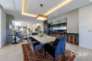 Casa em Condomínio à venda com 339m², 4 dormitórios, 4 suítes, 4 vagas, no bairro Terra Ville em PORTO ALEGRE